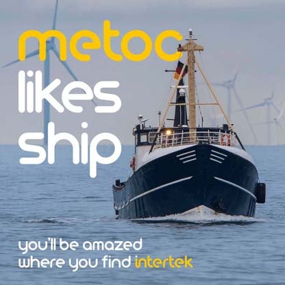A fishing boat on the ocean
